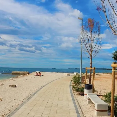 דירה Charming With Shared Pool Beahost *