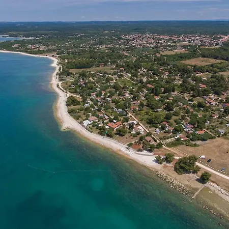 Charming With Shared Pool Beahost Apartamento